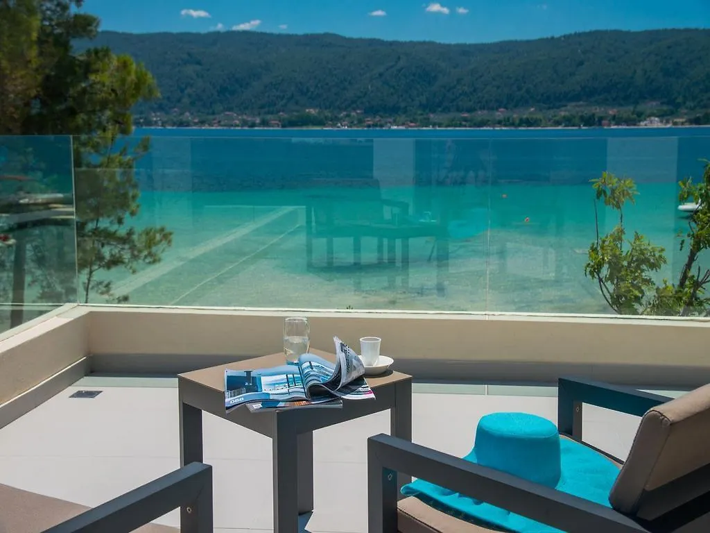 Tiamo Secrets - Lagoon Hotel Diaporos Villa